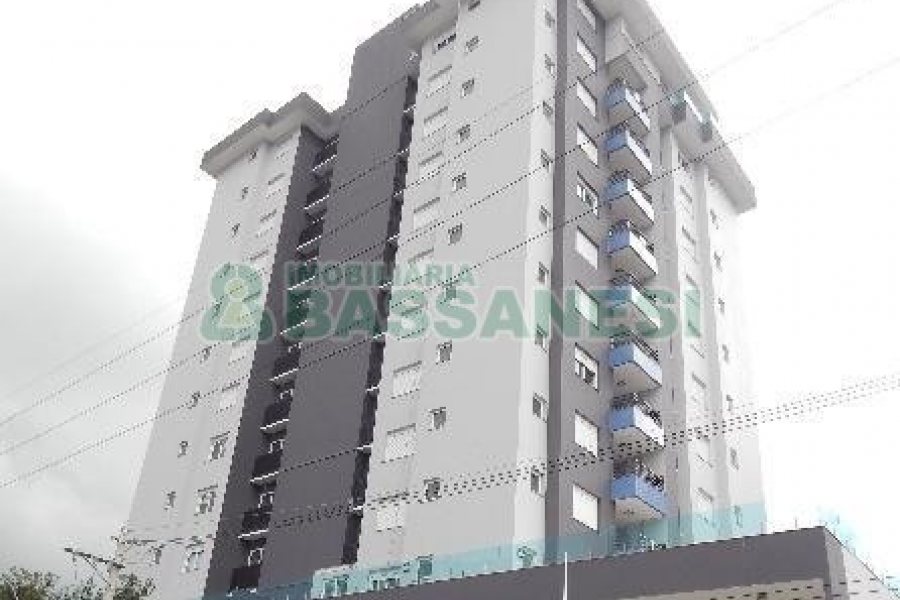 Apto Mobiliado com 207m², 2 dormitórios, 3 vagas, no bairro Sagrada Família em Caxias do Sul para Alugar