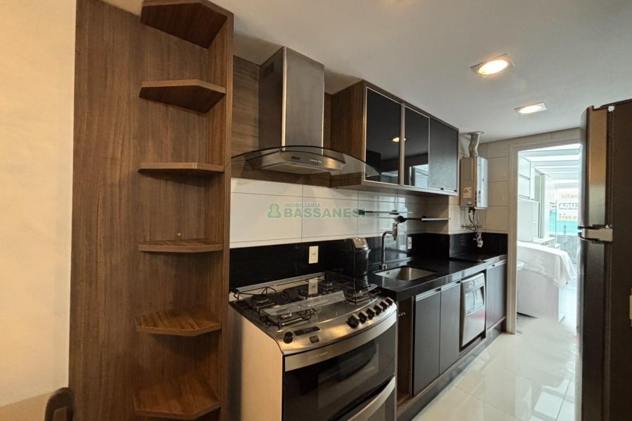 Apto Mobiliado com 207m², 2 dormitórios, 3 vagas, no bairro Sagrada Família em Caxias do Sul para Alugar