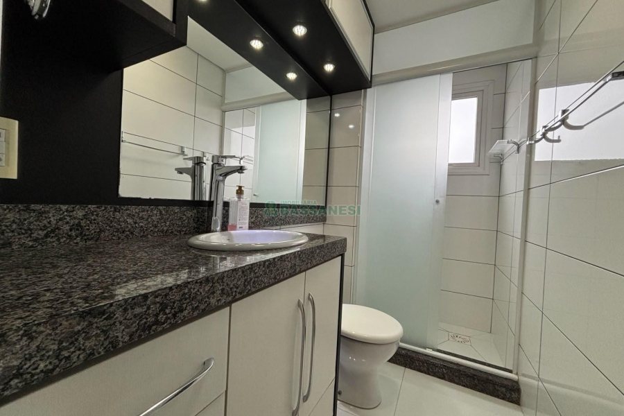 Apto Mobiliado com 207m², 2 dormitórios, 3 vagas, no bairro Sagrada Família em Caxias do Sul para Alugar