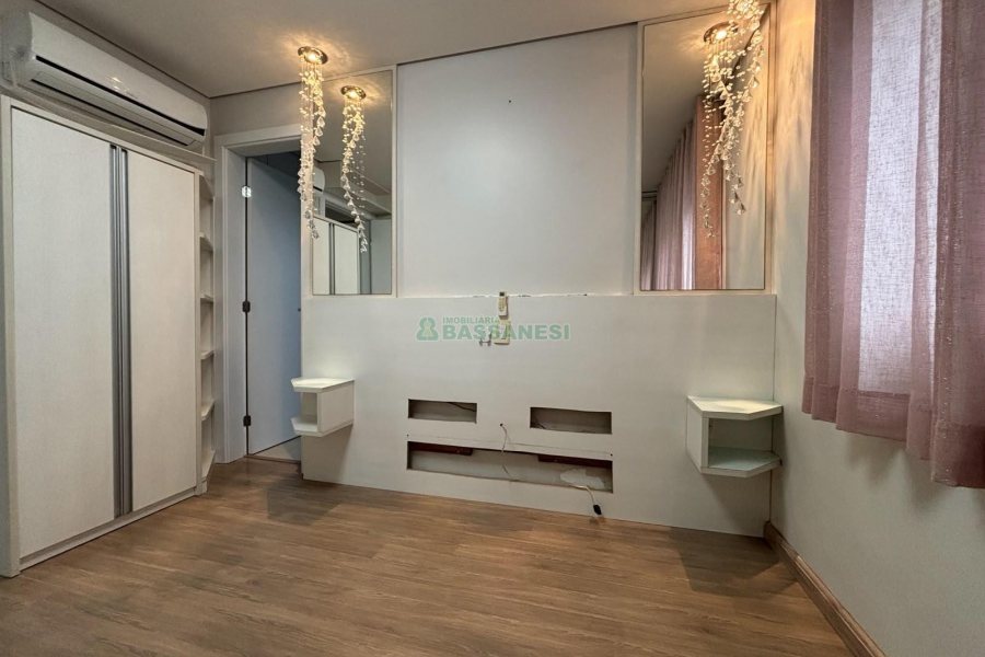 Apto Mobiliado com 207m², 2 dormitórios, 3 vagas, no bairro Sagrada Família em Caxias do Sul para Alugar