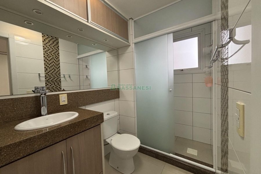 Apto Mobiliado com 207m², 2 dormitórios, 3 vagas, no bairro Sagrada Família em Caxias do Sul para Alugar