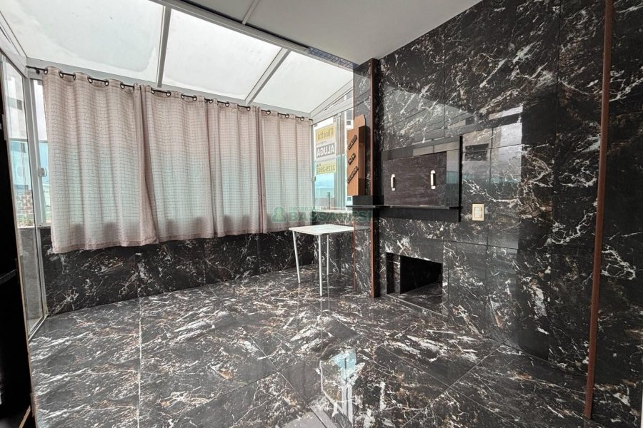Apto Mobiliado com 207m², 2 dormitórios, 3 vagas, no bairro Sagrada Família em Caxias do Sul para Alugar