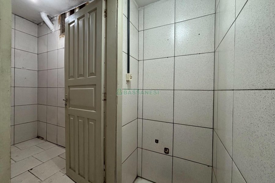 Loja com 85m², no bairro Centro em Caxias do Sul para Alugar