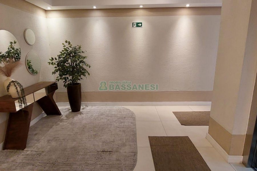 Apto Mobiliado com 58m², 2 dormitórios, 1 vaga, no bairro Desvio Rizzo em Caxias do Sul para Alugar