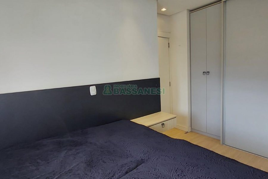 Apto Mobiliado com 58m², 2 dormitórios, 1 vaga, no bairro Desvio Rizzo em Caxias do Sul para Alugar