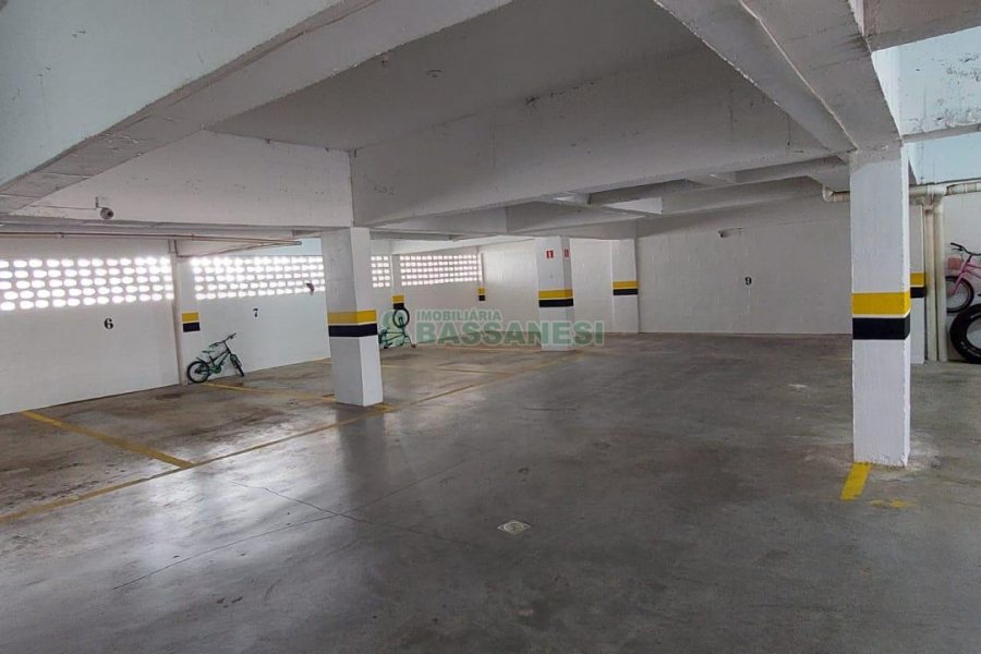 Apto Mobiliado com 58m², 2 dormitórios, 1 vaga, no bairro Desvio Rizzo em Caxias do Sul para Alugar
