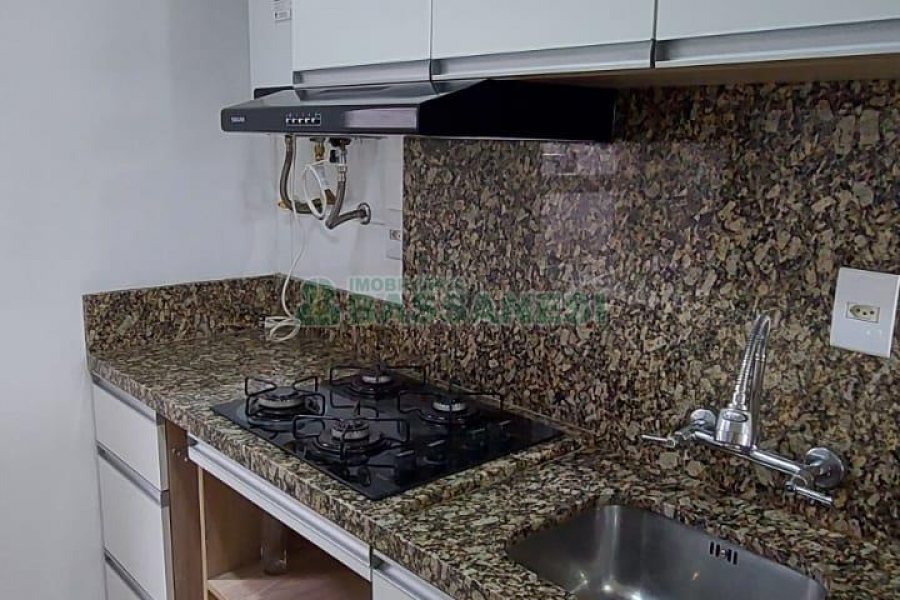 Apto Mobiliado com 60m², 2 dormitórios, 1 vaga, no bairro Santa Lúcia em Caxias do Sul para Alugar