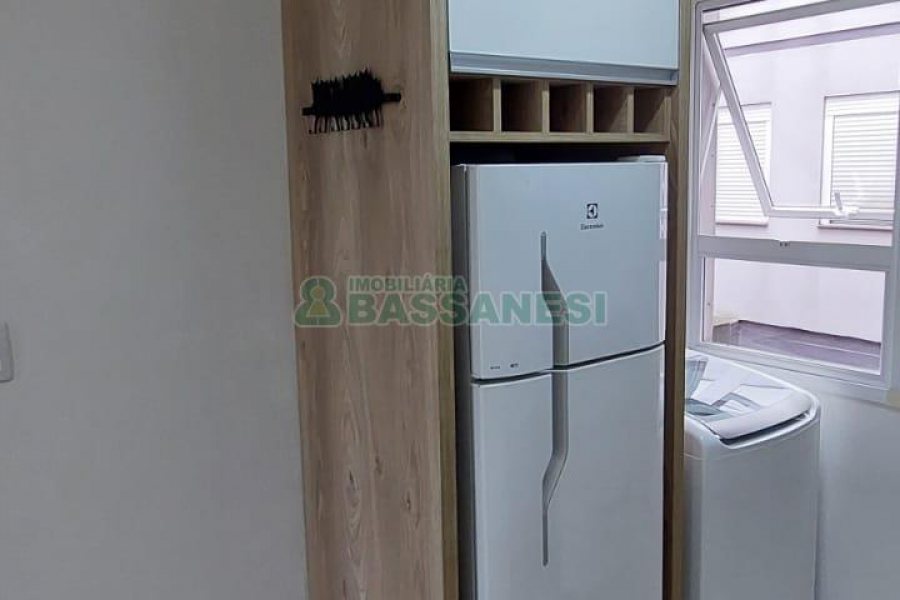 Apto Mobiliado com 60m², 2 dormitórios, 1 vaga, no bairro Santa Lúcia em Caxias do Sul para Alugar