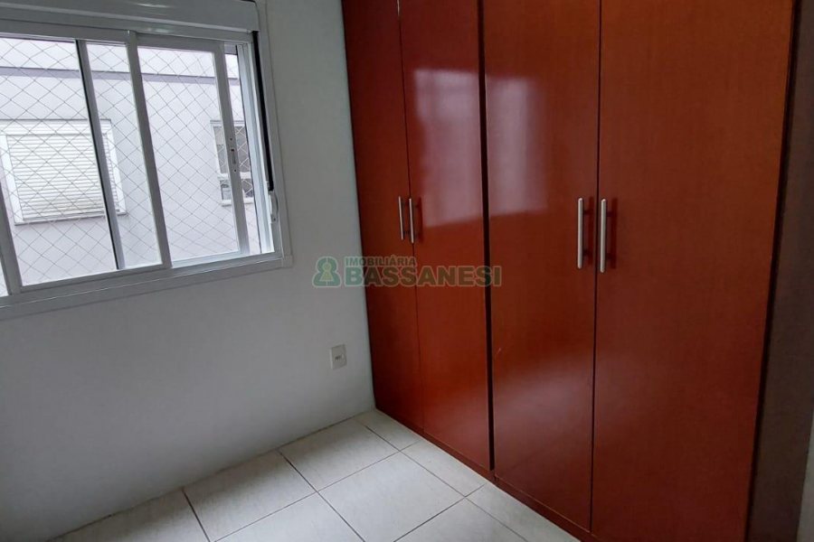 Apto Mobiliado com 60m², 2 dormitórios, 1 vaga, no bairro Santa Lúcia em Caxias do Sul para Alugar