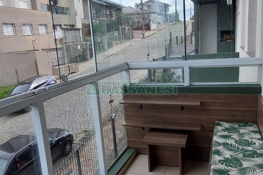 Apto Mobiliado com 60m², 2 dormitórios, 1 vaga, no bairro Santa Lúcia em Caxias do Sul para Alugar