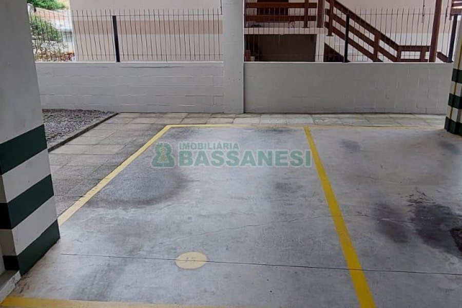 Apto Mobiliado com 60m², 2 dormitórios, 1 vaga, no bairro Santa Lúcia em Caxias do Sul para Alugar