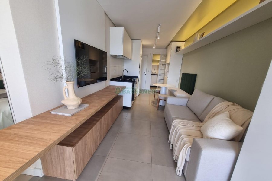 Apto Mobiliado com 45m², 1 dormitório, 1 vaga, no bairro Lourdes em Caxias do Sul para Alugar
