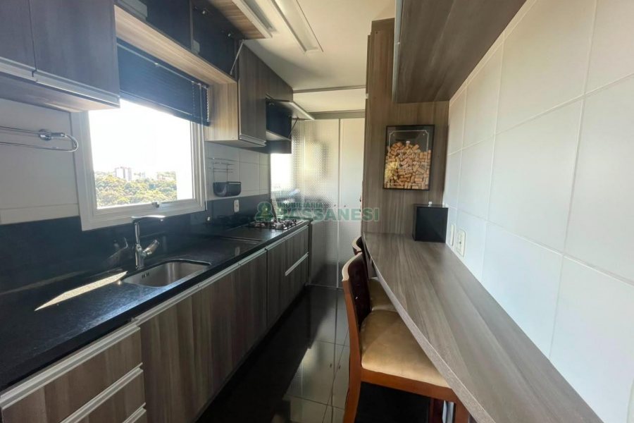 Apartamento com 62m², 2 dormitórios, 1 vaga, no bairro Vinhedos em Caxias do Sul para Alugar ou Comprar