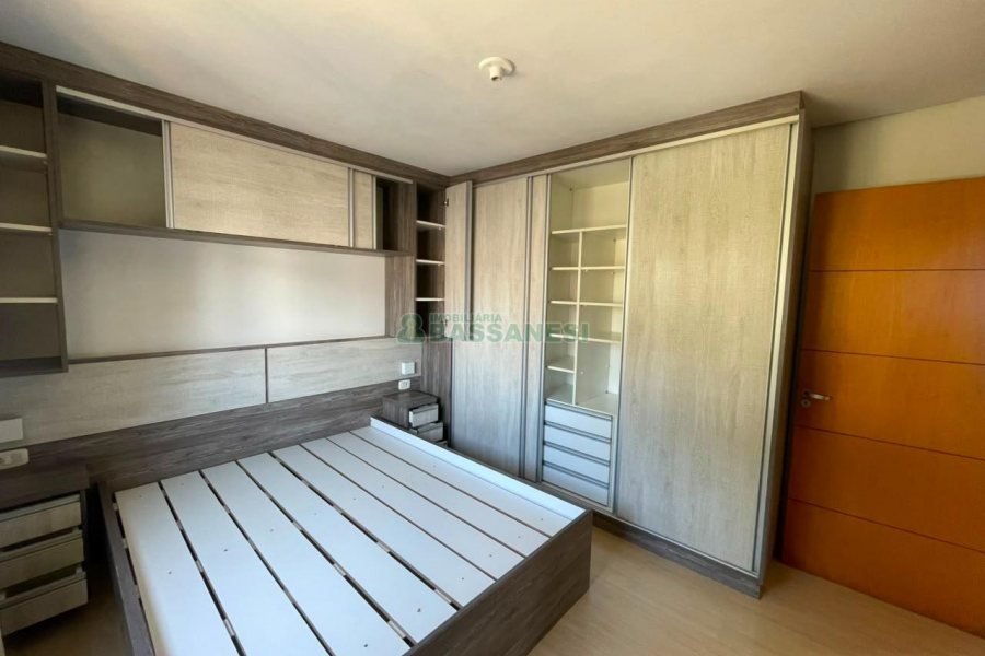 Apartamento com 62m², 2 dormitórios, 1 vaga, no bairro Vinhedos em Caxias do Sul para Alugar ou Comprar