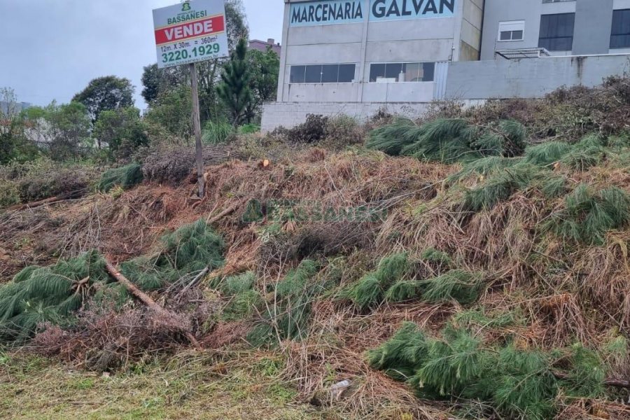 Terreno com 360m², no bairro Morada dos Alpes em Caxias do Sul para Comprar