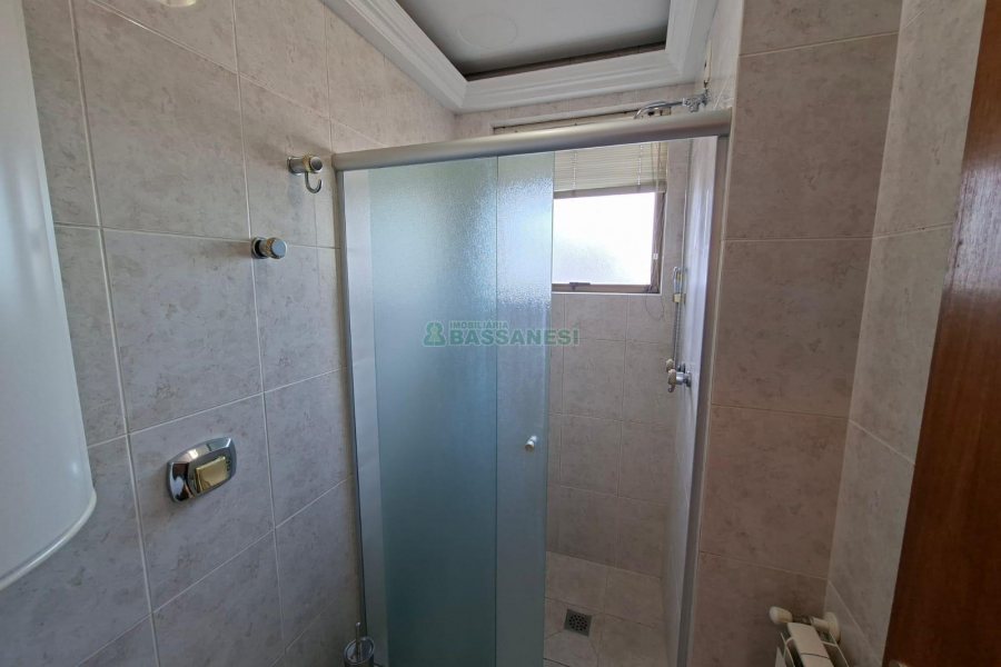 Apartamento com 187m², 3 dormitórios, 2 vagas, no bairro Lourdes em Caxias do Sul para Comprar