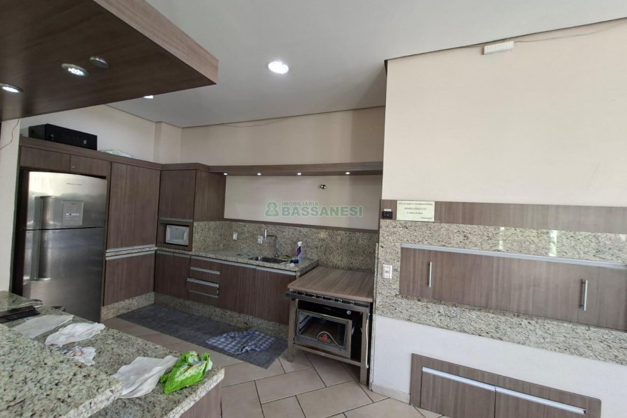 Apartamento com 187m², 3 dormitórios, 2 vagas, no bairro Lourdes em Caxias do Sul para Comprar