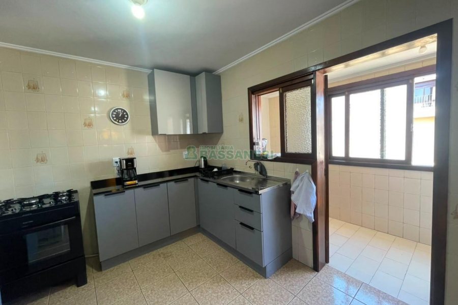 Apartamento com 113m², 3 dormitórios, 1 vaga, no bairro Lourdes em Caxias do Sul para Alugar ou Comprar