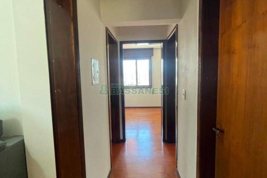 Apartamento com 113m², 3 dormitórios, 1 vaga, no bairro Lourdes em Caxias do Sul para Alugar ou Comprar