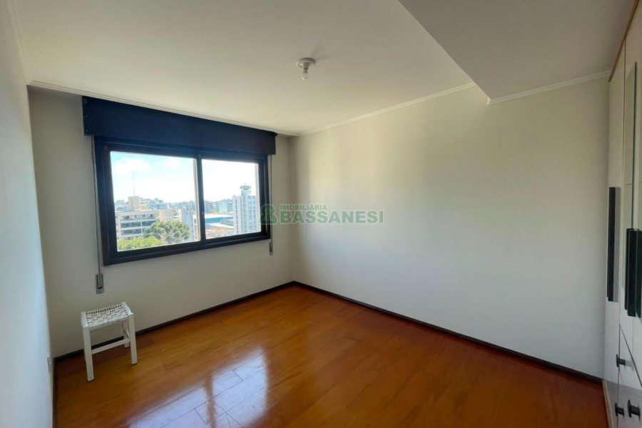 Apartamento com 113m², 3 dormitórios, 1 vaga, no bairro Lourdes em Caxias do Sul para Alugar ou Comprar