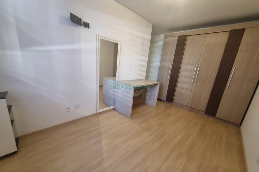Apto Mobiliado com 63m², 2 dormitórios, 1 vaga, no bairro Vila Verde em Caxias do Sul para Alugar