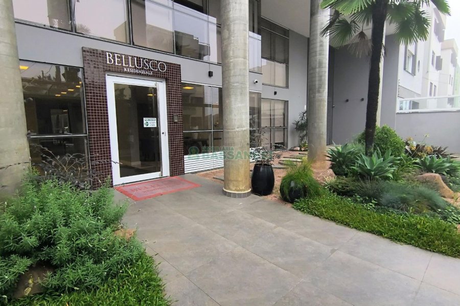 Apartamento com 85m², 2 dormitórios, 2 vagas, no bairro Panazzolo em Caxias do Sul para Comprar