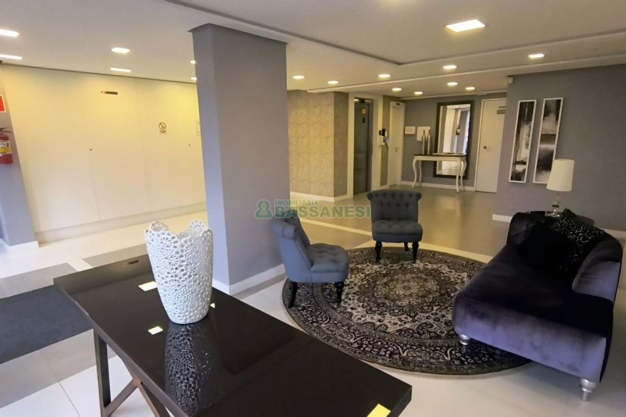 Apartamento com 85m², 2 dormitórios, 2 vagas, no bairro Panazzolo em Caxias do Sul para Comprar