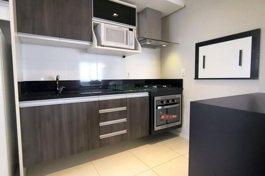 Apartamento com 85m², 2 dormitórios, 2 vagas, no bairro Panazzolo em Caxias do Sul para Comprar