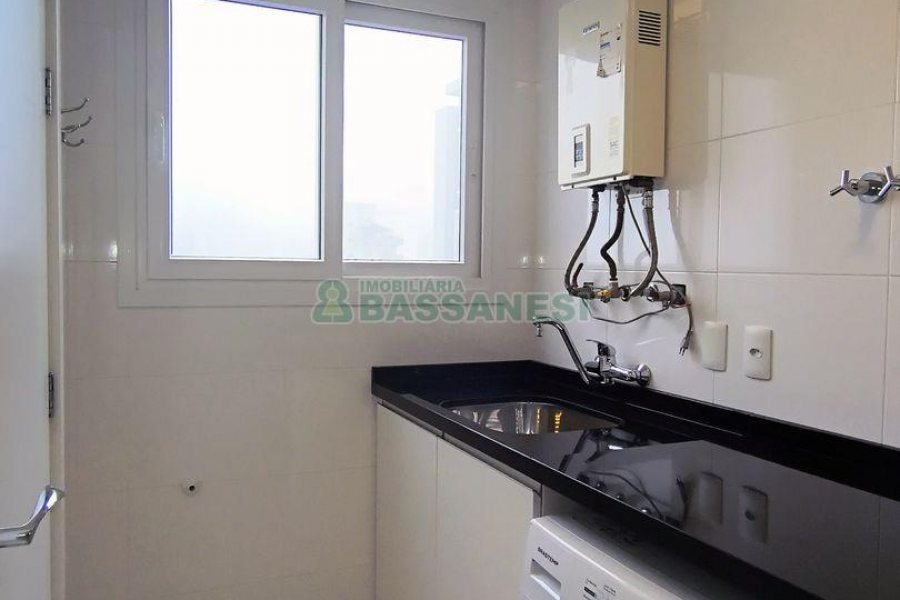 Apartamento com 85m², 2 dormitórios, 2 vagas, no bairro Panazzolo em Caxias do Sul para Comprar