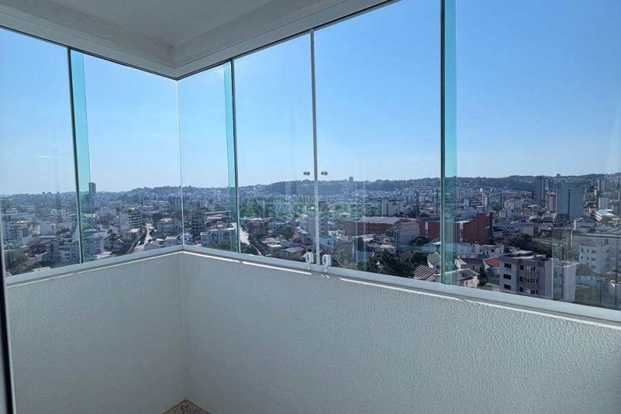 Apartamento com 126m², 2 dormitórios, 3 vagas, no bairro Pio X em Caxias do Sul para Comprar