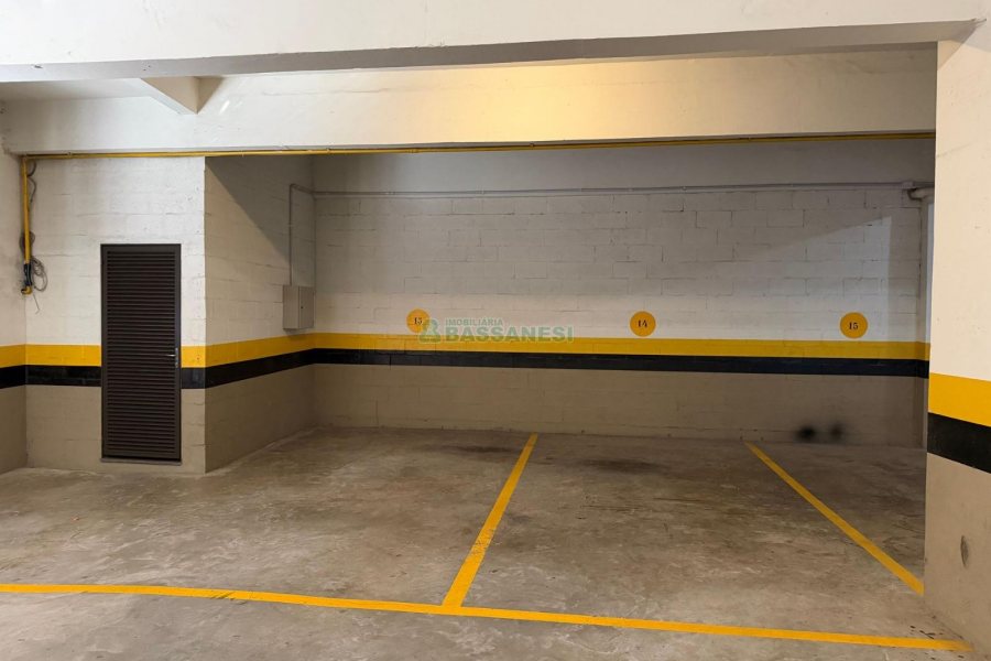 Apartamento com 126m², 2 dormitórios, 3 vagas, no bairro Pio X em Caxias do Sul para Comprar