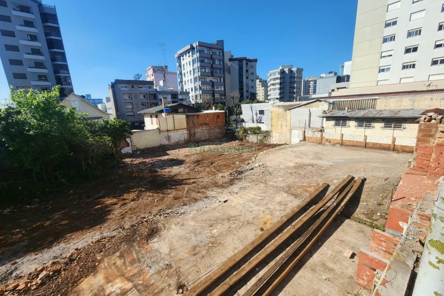 Terreno com 950m², no bairro São Pelegrino em Caxias do Sul para Alugar