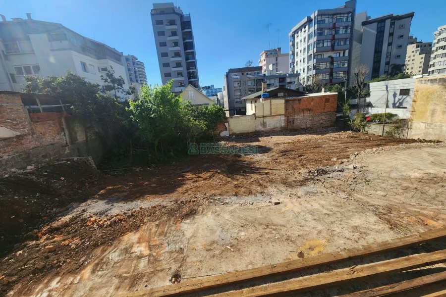 Terreno com 950m², no bairro São Pelegrino em Caxias do Sul para Alugar