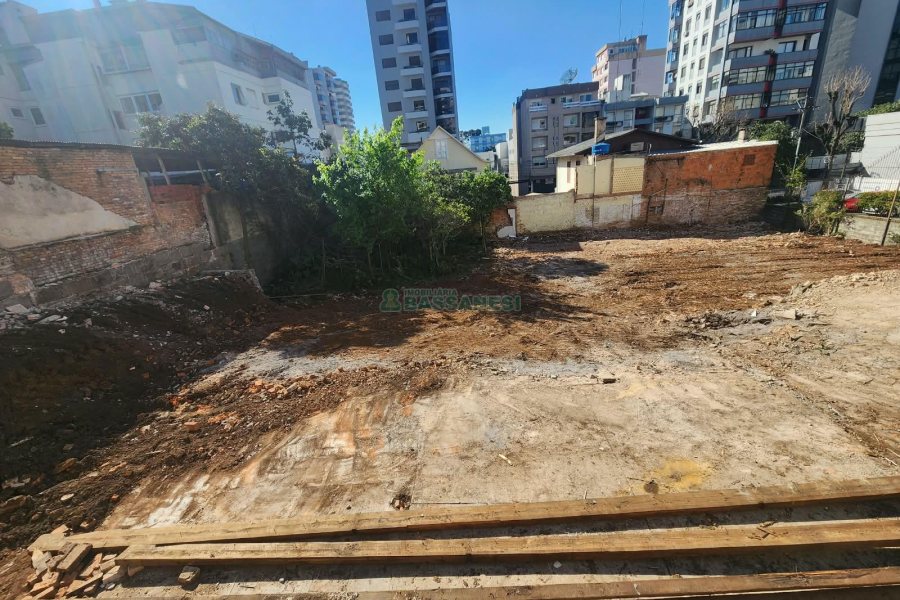 Terreno com 950m², no bairro São Pelegrino em Caxias do Sul para Alugar