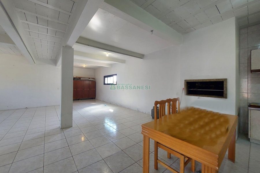 Casa Mobiliada com 115m², 3 dormitórios, 3 vagas, no bairro São Virgílio em Caxias do Sul para Alugar