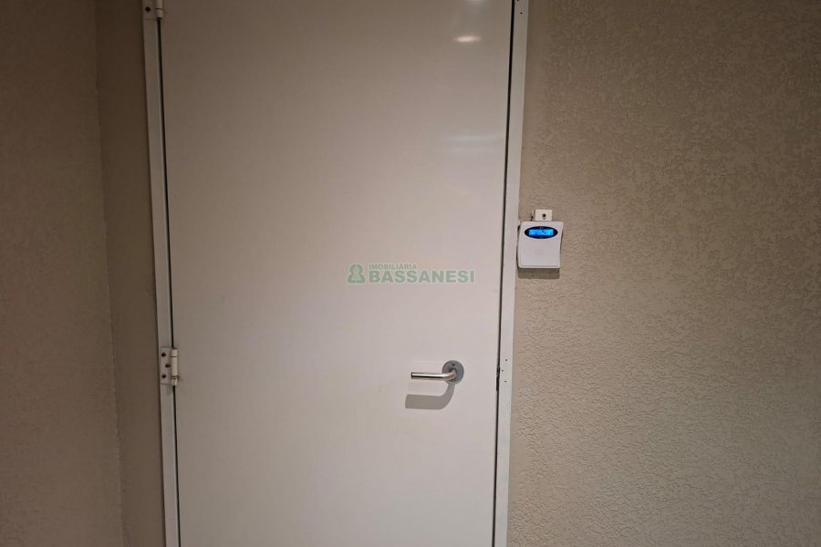 Apartamento com 50m², 2 dormitórios, 1 vaga, no bairro São Leopoldo em Caxias do Sul para Alugar