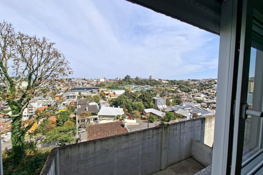Apartamento com 50m², 2 dormitórios, 1 vaga, no bairro São Leopoldo em Caxias do Sul para Alugar