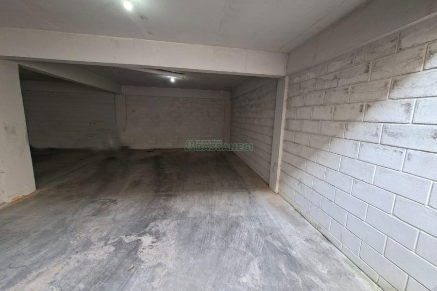 Apartamento com 50m², 2 dormitórios, 1 vaga, no bairro São Leopoldo em Caxias do Sul para Alugar