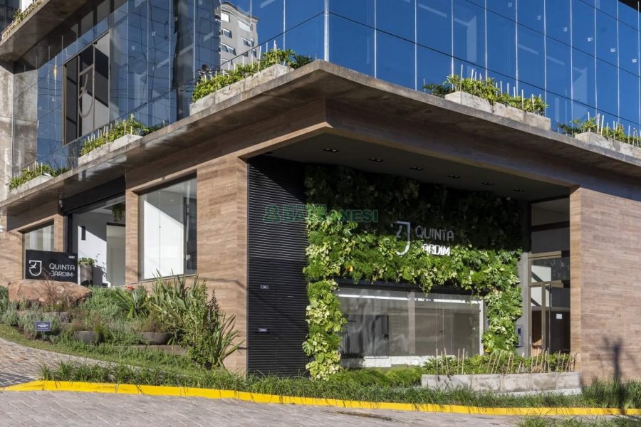 Sala com 17m², no bairro Exposição em Caxias do Sul para Comprar