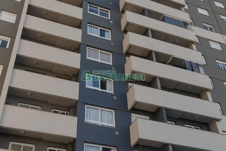 Apto Mobiliado com 88m², 3 dormitórios, 2 vagas, no bairro Madureira em Caxias do Sul para Alugar
