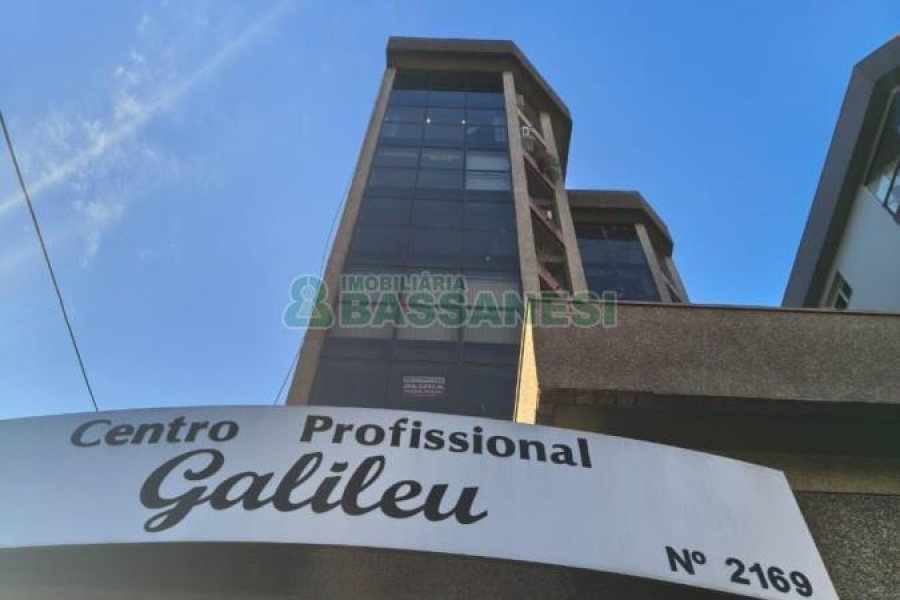 Sala com 42m², no bairro Centro em Caxias do Sul para Comprar