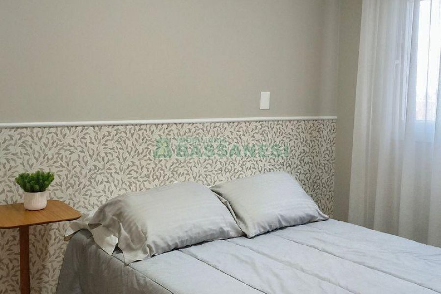 Apartamento com 96m², 2 dormitórios, 2 vagas, no bairro Panazzolo em Caxias do Sul para Comprar