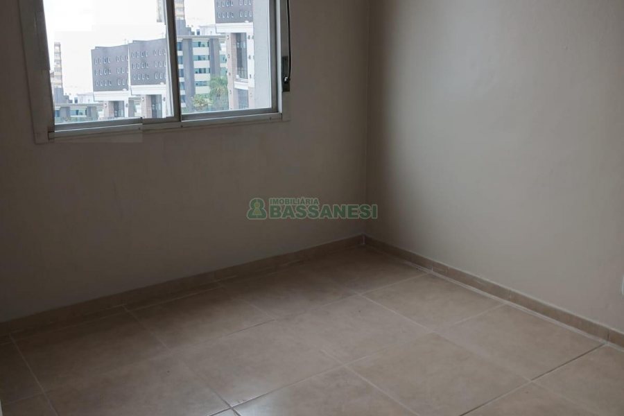Apartamento com 38m², 1 dormitório, no bairro Centro em Caxias do Sul para Comprar