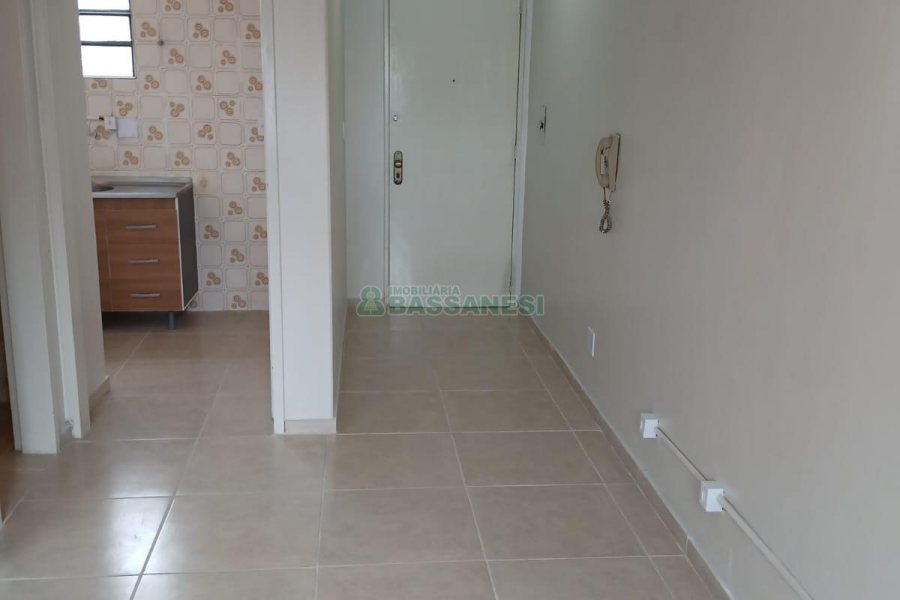Apartamento com 38m², 1 dormitório, no bairro Centro em Caxias do Sul para Comprar