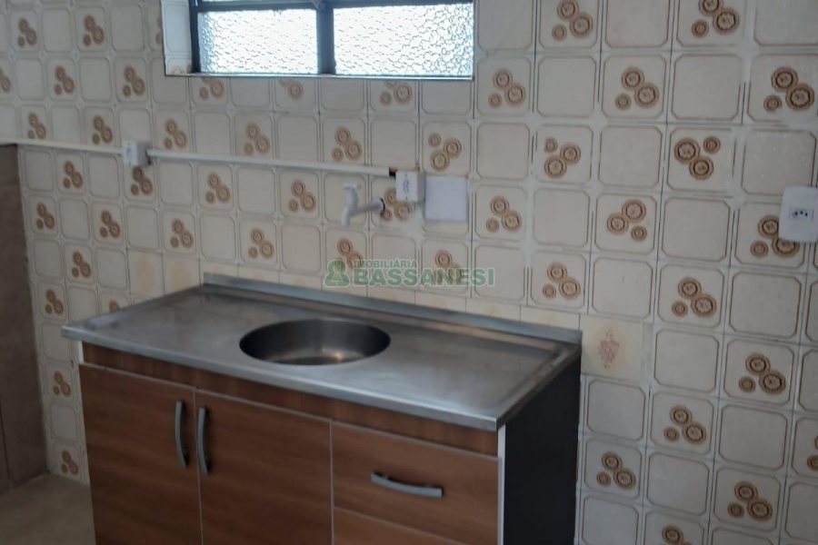 Apartamento com 38m², 1 dormitório, no bairro Centro em Caxias do Sul para Comprar
