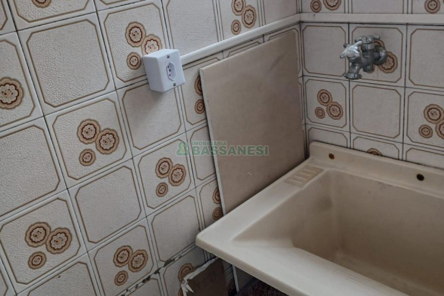 Apartamento com 38m², 1 dormitório, no bairro Centro em Caxias do Sul para Comprar