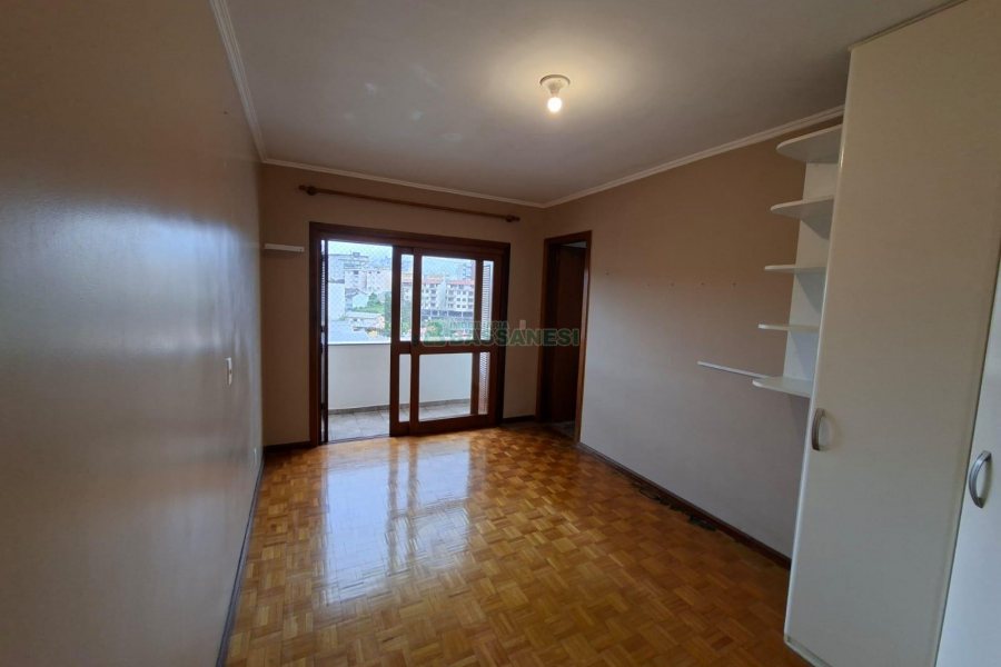 Apartamento com 89m², 2 dormitórios, 1 vaga, no bairro Pio X em Caxias do Sul para Alugar