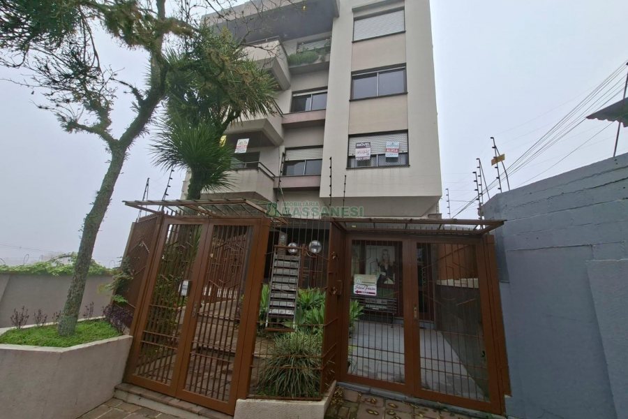 Apartamento com 116m², 3 dormitórios, 1 vaga, no bairro Centro em Caxias do Sul para Alugar