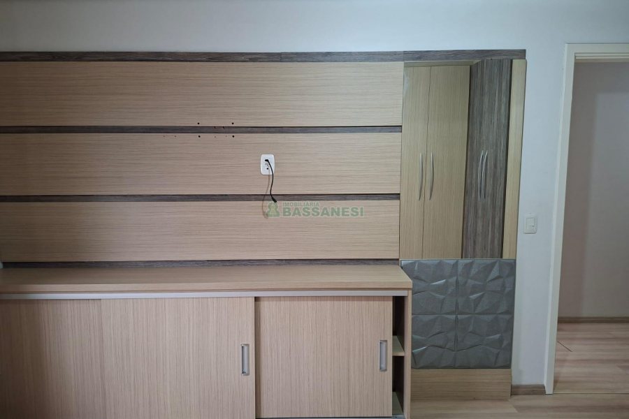 Apartamento com 116m², 3 dormitórios, 1 vaga, no bairro Centro em Caxias do Sul para Alugar