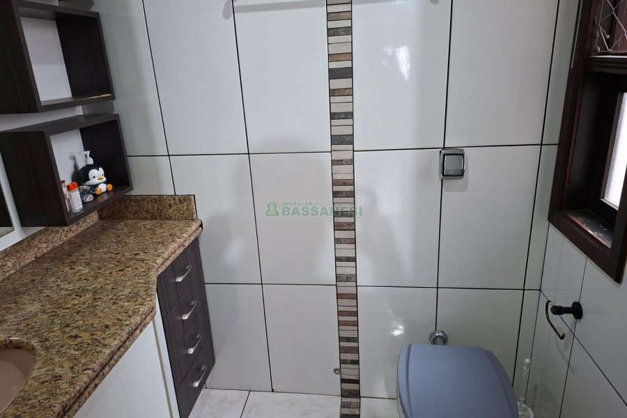 Apartamento com 116m², 3 dormitórios, 1 vaga, no bairro Centro em Caxias do Sul para Alugar